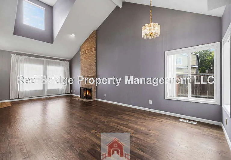 13571 SW Uplands Dr — Photo 8