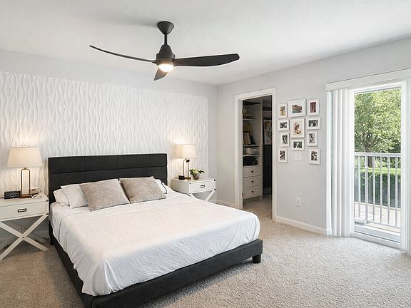 4th image of 4863 Via Palm Lks APT 812