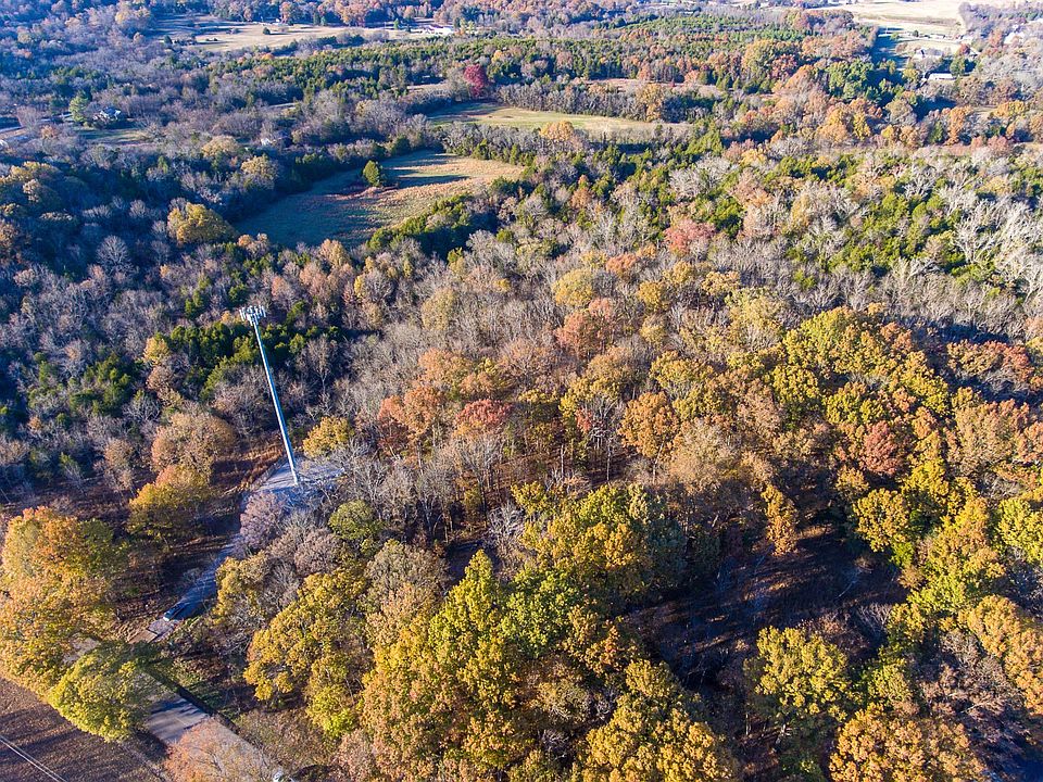 2nd image of 6210 Meeks Rd