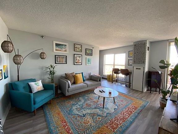 4th image of 1212 N La Salle Dr APT 2206