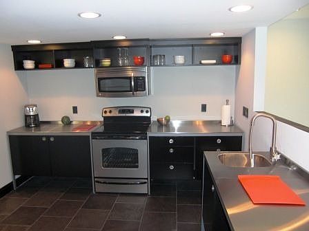 4th image of 9543 Aberdare Dr