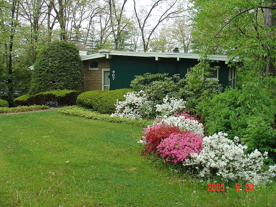 1st image of 907 Glenn Cir S
