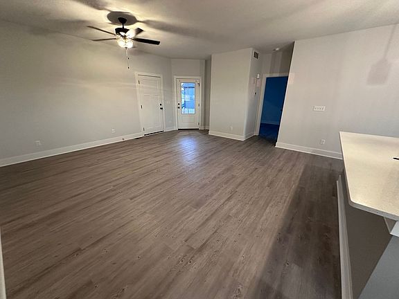 4th image of 8719 E Summerside Pl