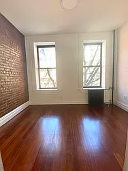 Rented by MOTION New York