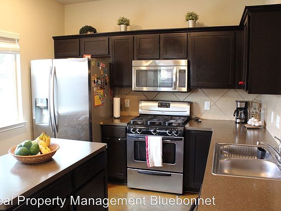 4th image of 4528 Senda Ln
