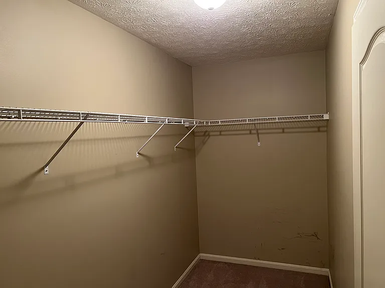 2494 Cedar Creek Ln — Photo 27