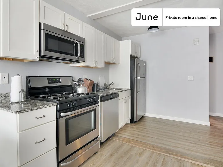 36 N Bennet St #A — Photo 6