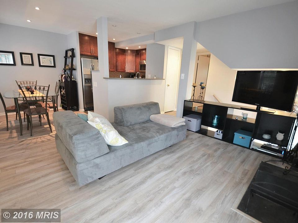1st image of 2913 E Woodley St S #2