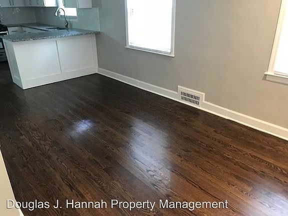 3rd image of 7518 Baltimore Ave