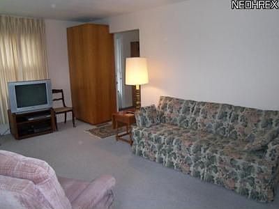 2nd image of 2858 9th St