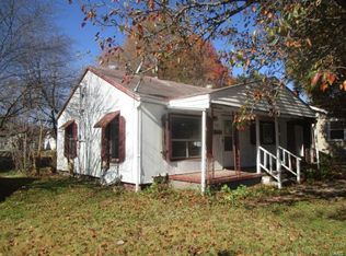 903 N Locust St, Dexter, MO 63841