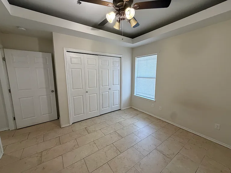 308 W McIntyre St #4 — Photo 11