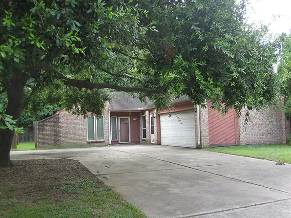 12126 Holly Stone Dr, Houston, TX 77070