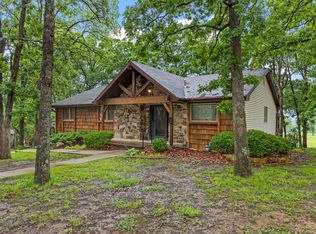 1004 White Oak Drive, El Dorado Springs, MO 64744