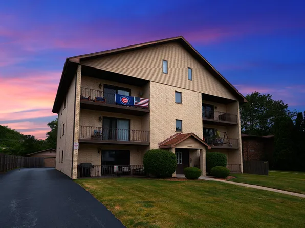 15850 Laramie Ave APT 101, Oak Forest, IL 60452