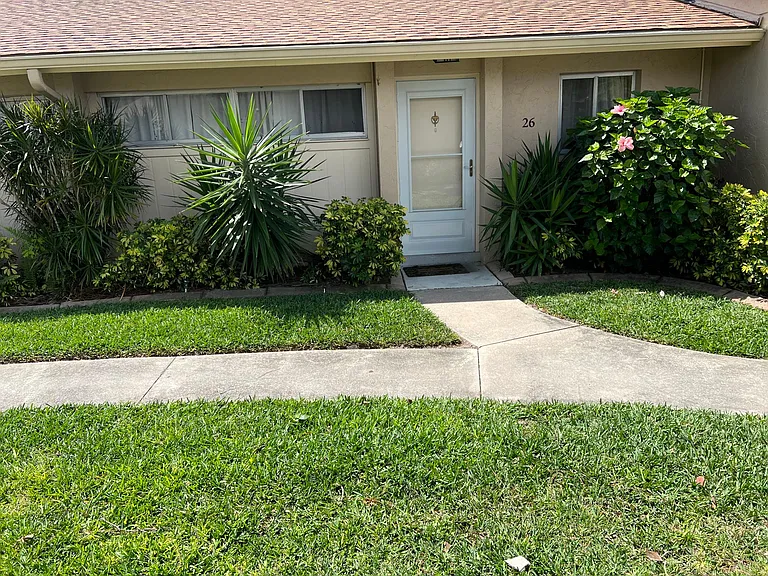 2772 Woodgate Ln #26 — Photo 3