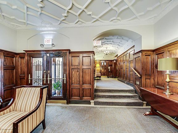 4th image of 5000 S East End Ave APT 3B