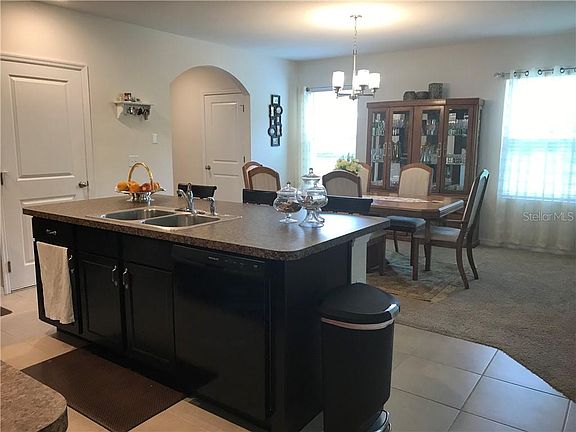 3rd image of 1818 Greenwood Valley Dr