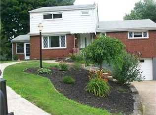 713 Sherwood Dr, Pittsburgh, PA 15215
