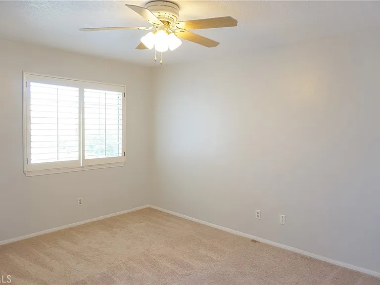 12022 Falcon Crest Way — Photo 29