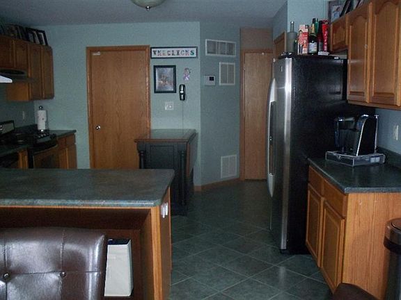 4th image of 3009 Topaz Dr