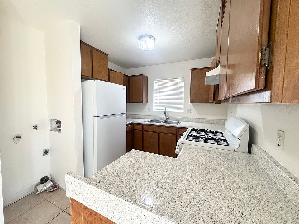 1st image of 32425 Rancho Vista Dr Unit D