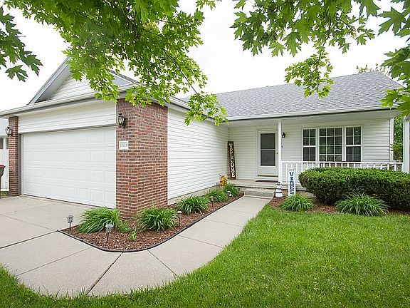 2nd image of 1524 W Garfield Cir