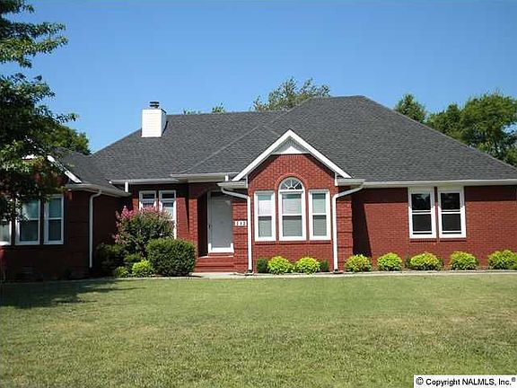 2nd image of 212 Darsey Ct