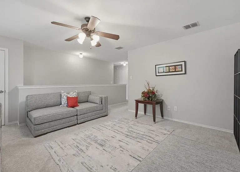 9601 Euclid Dr — Photo 16