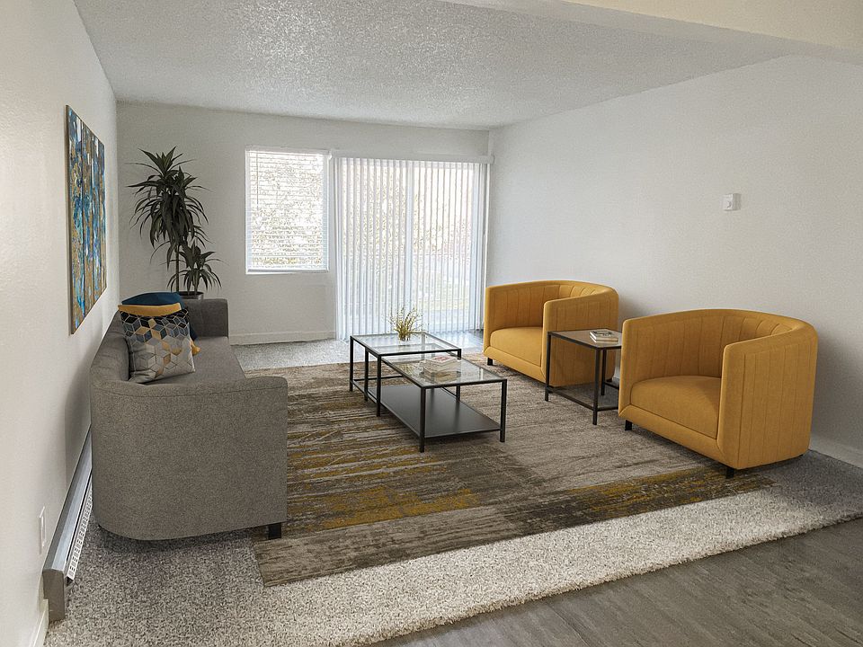 1st image of 176 Maurice St N #103