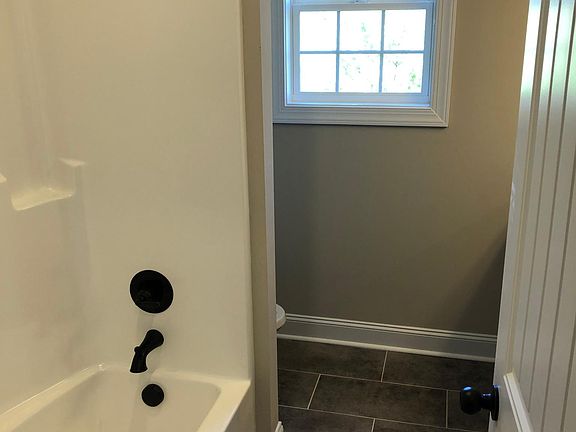 3rd image of 5138 Honeybee Dr