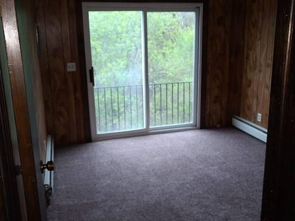 5th image of 36955 Huron River Dr