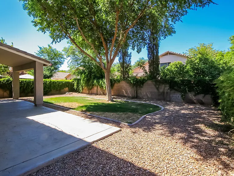3748 E Linda Ct — Photo 17