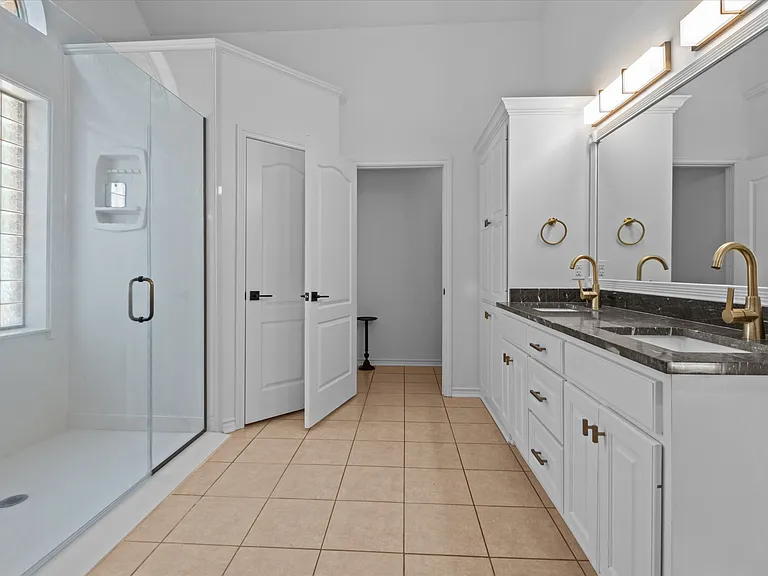 1830 Bent Tree Ln — Photo 9