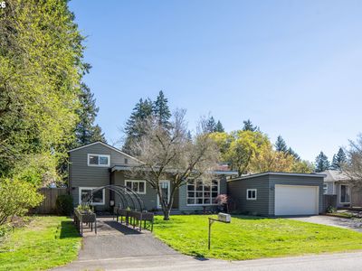 9824 SW 56th Ave, Portland, OR, 97219