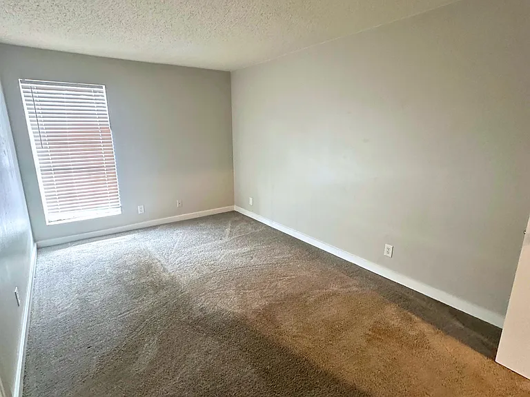 Shell Pointe — Photo 5