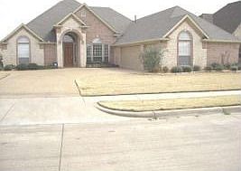 1st image of 2608 Waters Edge Dr