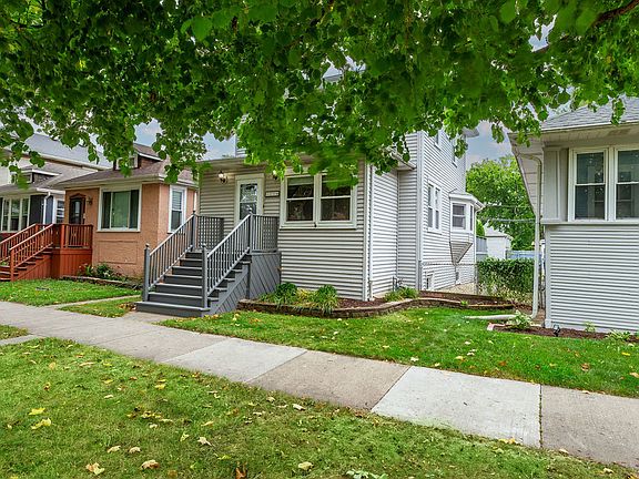 3rd image of 1114 S Lombard Ave