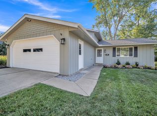 456 Cherry Valley Dr, Amherst, OH 44001