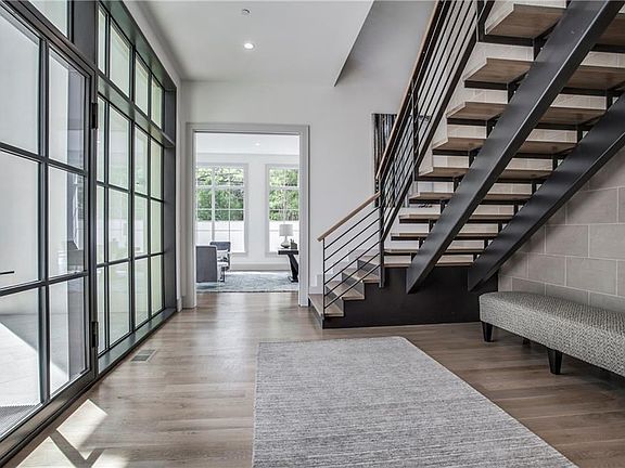 3rd image of 3840 Wentwood Dr