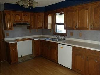 3rd image of 514 N Spruce St