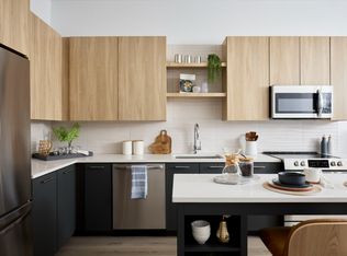 Skymark, Reston, VA 20190