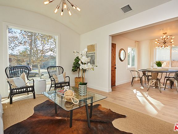 5th image of 3511 Somerset Dr