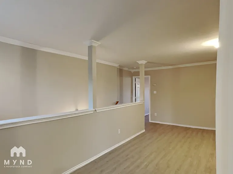 5644 Brougham Way — Photo 12