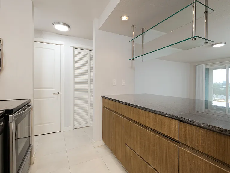 701 122nd Ave NE #408 — Photo 11