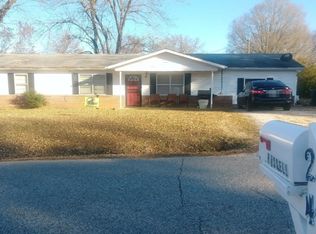 24 Jackson Cir, Trenton, TN 38382