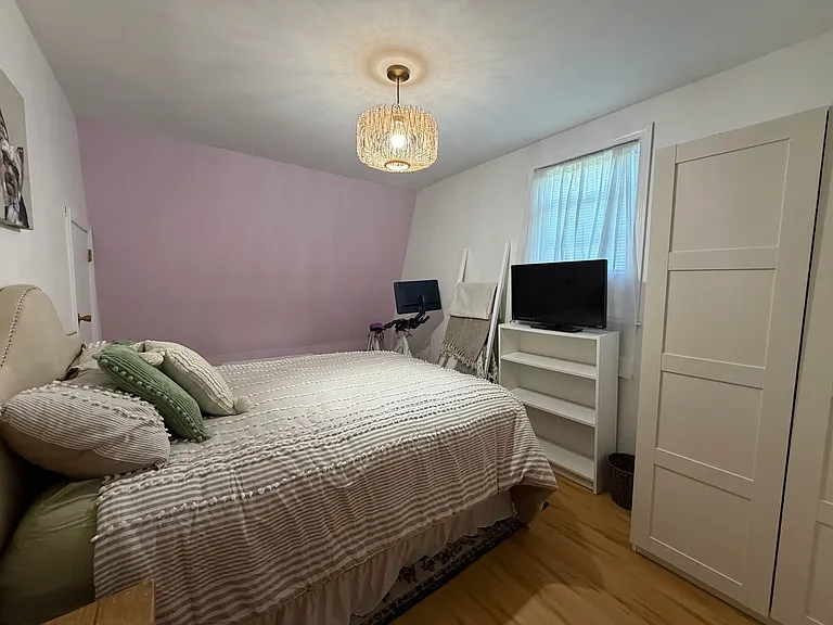 22 Cottage Pl — Photo 13