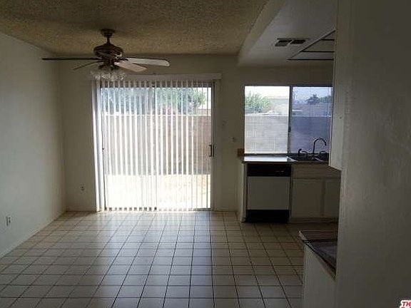 4th image of 1300 Live Oak Ct