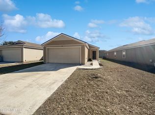 8652 Julia Marie Cir, Jacksonville, FL 32210