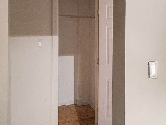 5th image of 448 Saint Johns Pl APT 1B